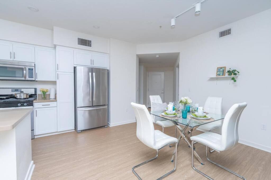Amazing 2 Bedroom 7 Min From Disneyland W Free Parking 阿纳海姆 外观 照片